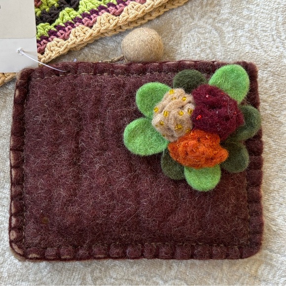 Brand New Erin Knitwear Handmade Wool Zip Coin Pouch & Granny Square Earband - Picture 3 of 16